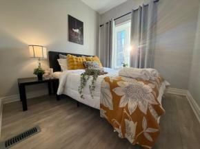 3-Bedroom House in Little Italy Downtown-Free Parking